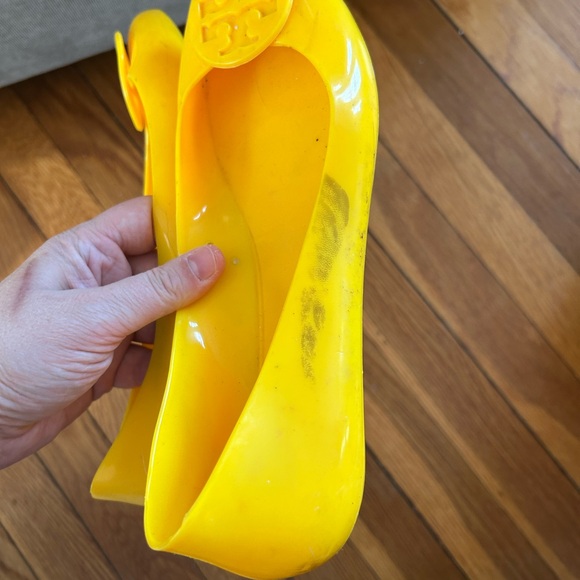 Tory Burch Bright Yellow Jelly Reva Ballet Flats - Picture 2 of 6